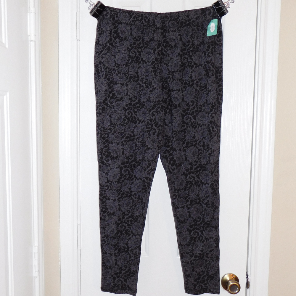2 2X Maurices Black Gray Stretch Leggings Pant NWT